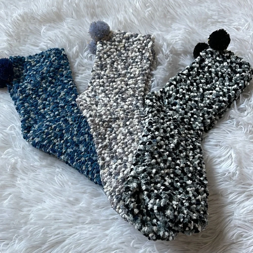 (3) Cozy socks with pom poms